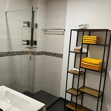 Stilvolle Und Moderne Ferienwohnung Stockach Buitenkant foto