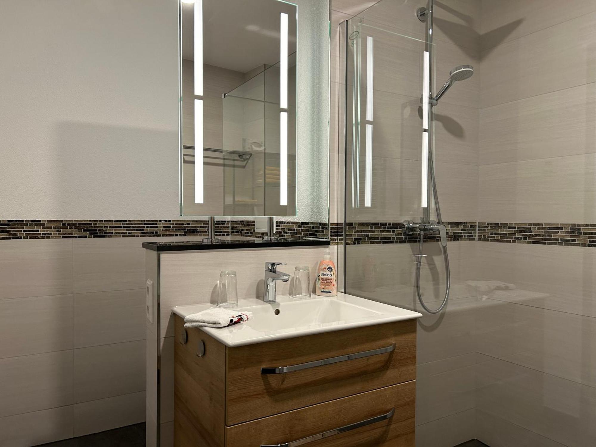 Stilvolle Und Moderne Apartment